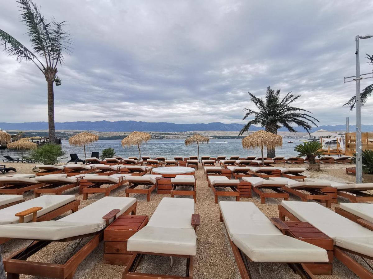 Apartment Tinateo, Gajac Novalja Εξωτερικό φωτογραφία